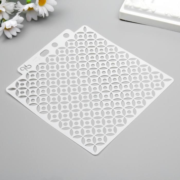 Трафарет пластик &quot;Кружочки, листья - узор&quot; 13х14 см  5478041 — PalitraMastera