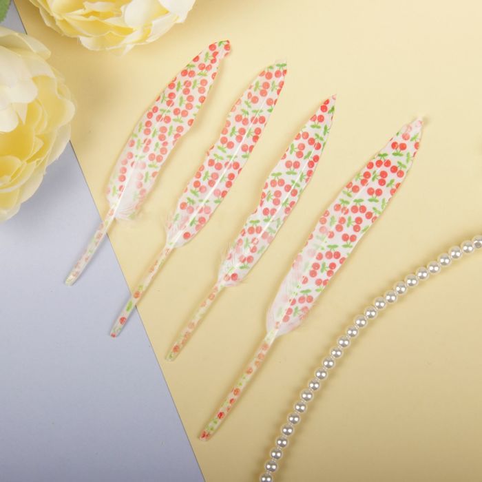 Набор перьев для декора, 4 шт.---- фото 1 — PalitraMastera