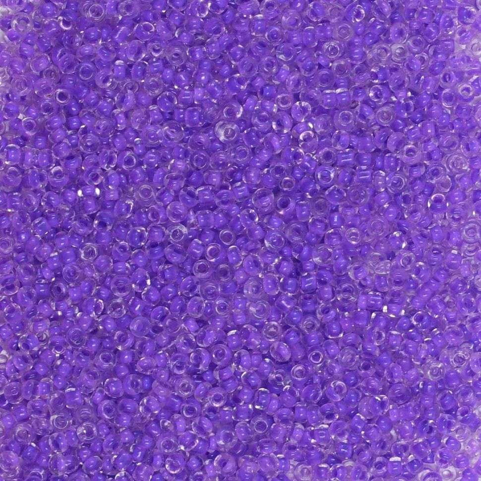 Бисер Astra&Craft 11/0, 20г (135В фиолетовый/прозрачный с цветным центром) фото 1 — PalitraMastera