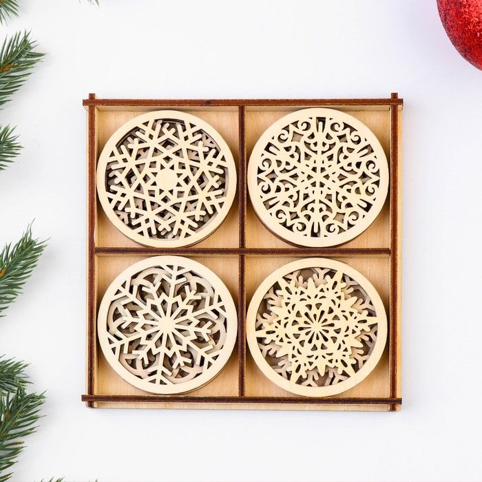 Набор для творчества "Снежинки в круге",12 шт 9075579 фото 1 &mdash; PalitraMastera