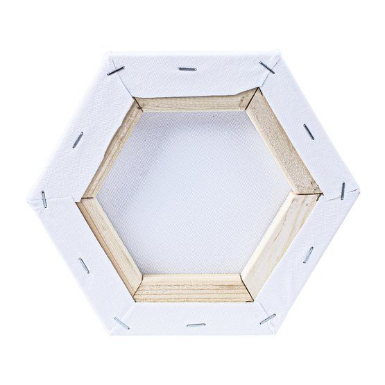 Холст на подрамнике &quot;Сонет&quot;, шестигранный, диаметр 20 см, 280 г/м2, 100% хлопок, акриловый грунт, среднее зерно — PalitraMastera