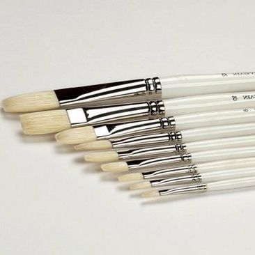 Невская Палитра Кисть щетина отбеленная плоская, длинная ручка №10 (18мм) фото 1 — PalitraMastera