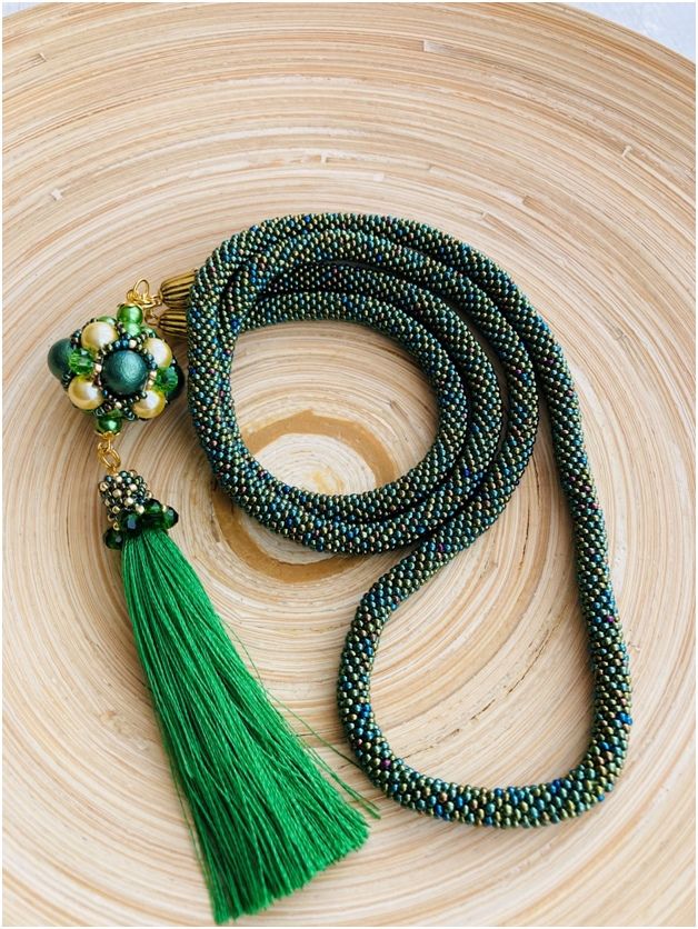 Лириат  с шаром и кисточкой фото 1 — PalitraMastera