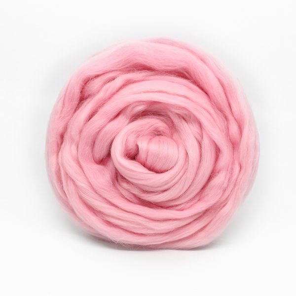 Тонкая шерсть 100% светлая бегония 180, 100гр мериносовая для валяния &mdash; PalitraMastera