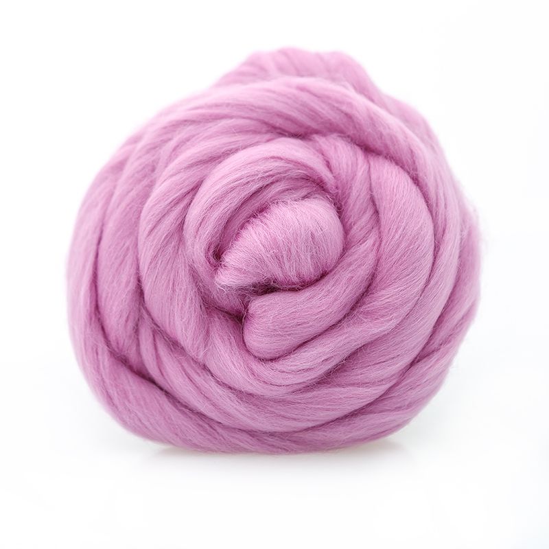 Пряжа ТР ГЛ Тонкая  для валяния, 100% мериносовая шерсть 100 г,  светлая фиалка фото 1 &mdash; PalitraMastera