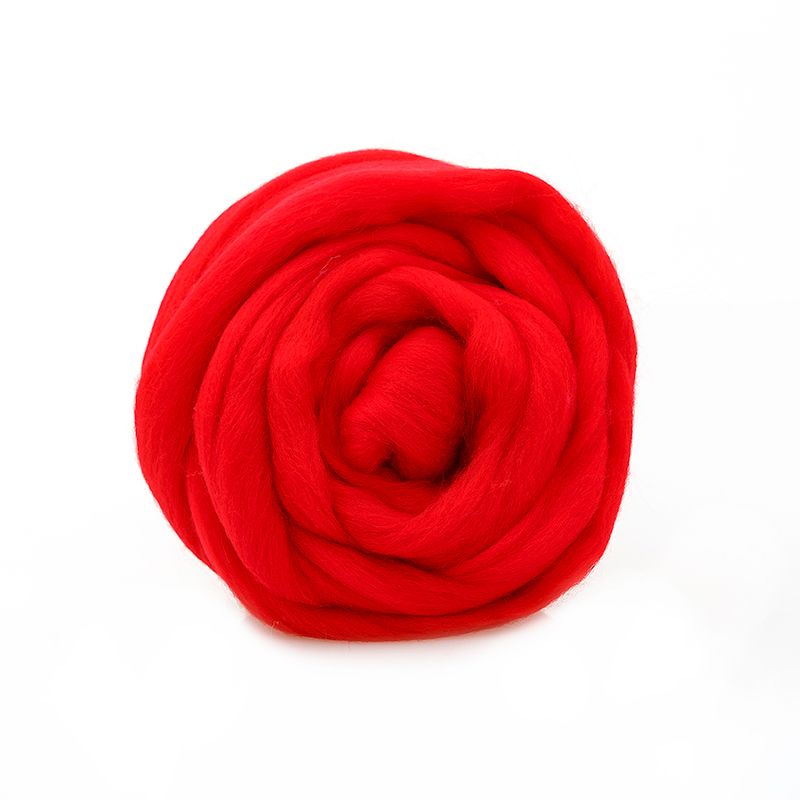 Гребенная лента шерсть австралийский меринос (0042, красный) фото 1 &mdash; PalitraMastera