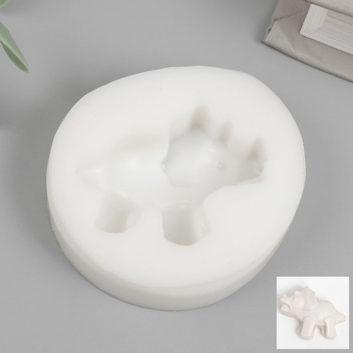 Молд силикон &quot;Трицератопс&quot; 4х2,8 см 7987702(подходит для изготовления мыла) — PalitraMastera