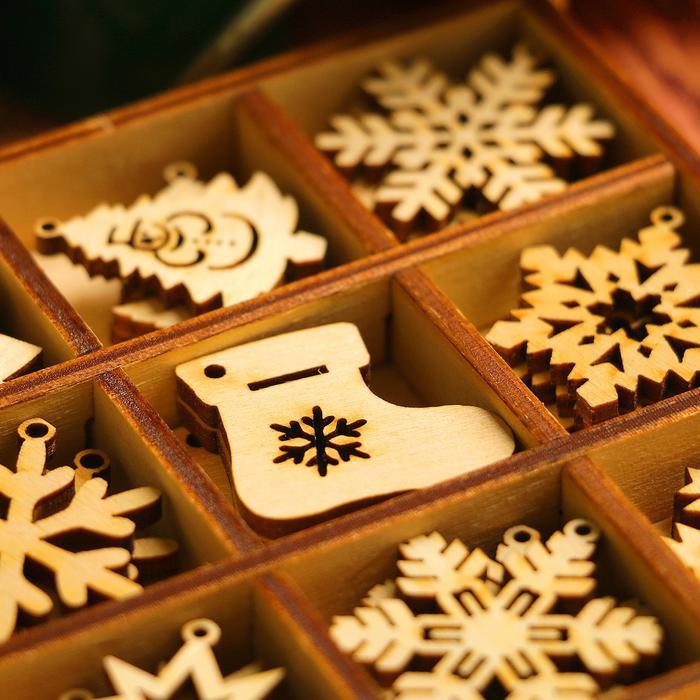 Набор заготовок для творчества «Снежинки и игрушки», 9 видов, 27 шт размер 3х3 см — PalitraMastera