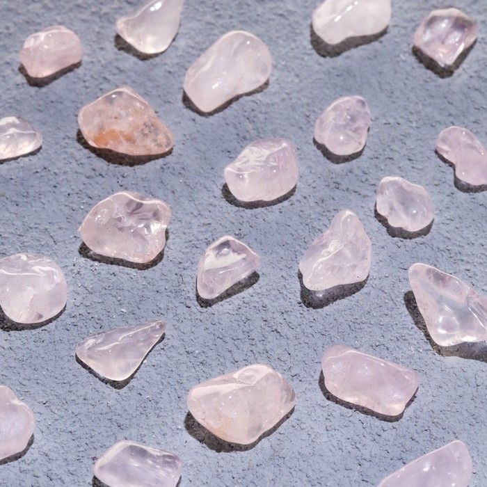 Набор для творчества "Розовый кварц. Светлый", галтовка, фракция 0,7-0,9 см, 100 гр  9269497 фото 1 — PalitraMastera