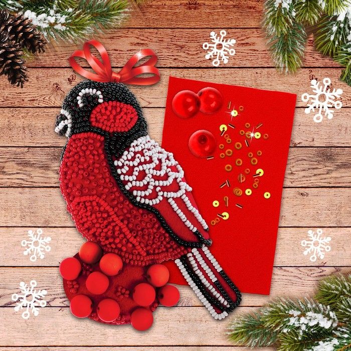 Новогодняя игрушка из фетра с вышивкой бисером «Снегирь» — PalitraMastera