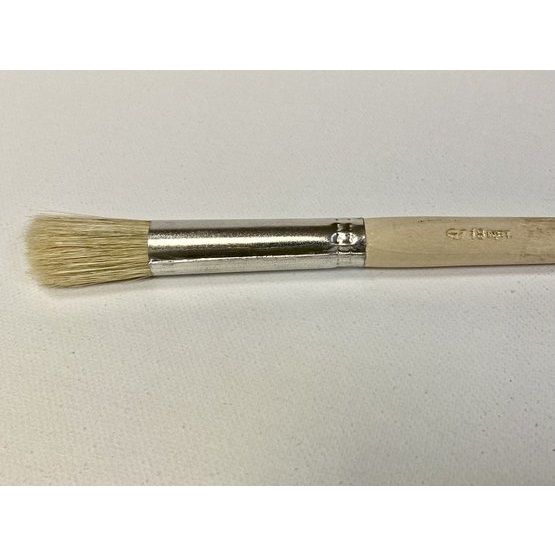 Кисть щетина круглая № 18 фото 1 — PalitraMastera