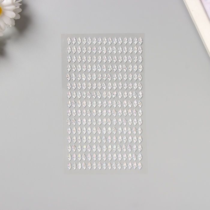 Наклейка пластик стразы "Капли" серебро 15х9 см  10536714 фото 1 &mdash; PalitraMastera