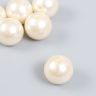 Бусины для творчества пластик «Жемчуг белый», d=2.2 см, набор 6 шт. фото 1 &mdash; PalitraMastera