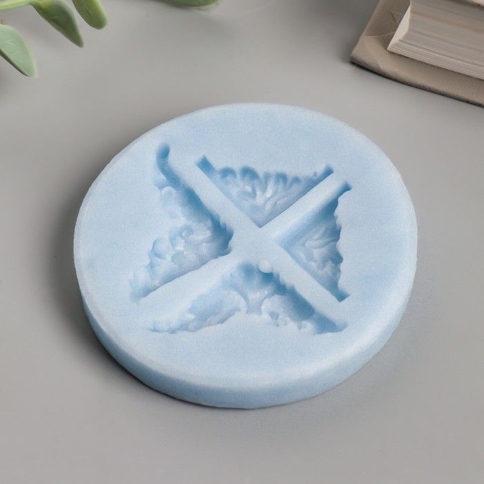 Молд &quot;Узорные уголки&quot; 2,5х2,5 см: 1,8х1,8 см МИКС 7379197 — PalitraMastera