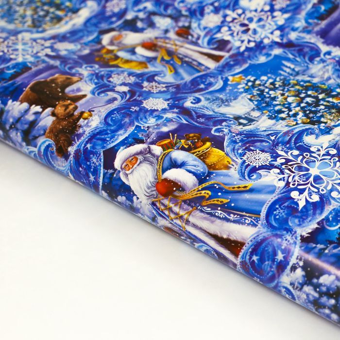 Бумага упаковочная глянцевая «Дедушка Мороз в лесу», 70 100 см — PalitraMastera