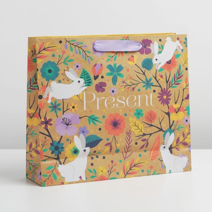 Пакет крафтовый горизонтальный Present, 30 х 26 х 9 см фото 1 — PalitraMastera