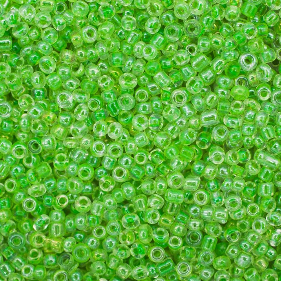 Бисер Astra&Craft 11/0, 20г (2207 зеленый/прозр.с.цвет.центром(глянцевый)) фото 1 — PalitraMastera