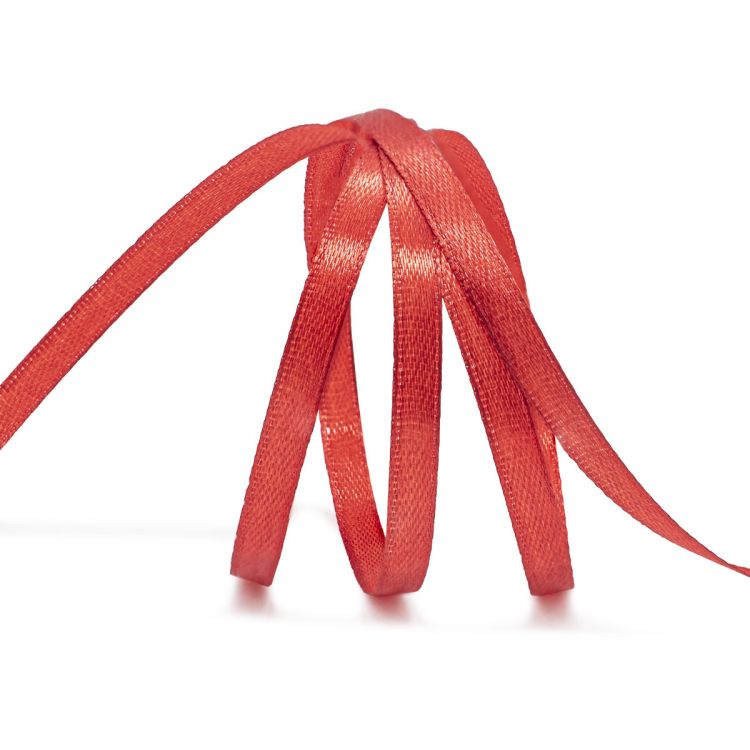 Лента атласная 0,6см*22,86м (026 красный) — PalitraMastera