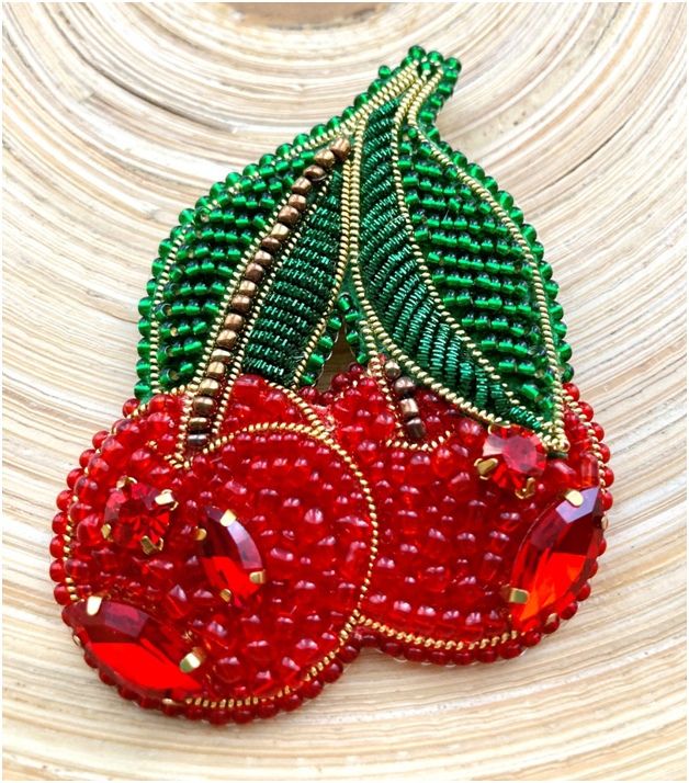 Брошь «Вишни» — PalitraMastera