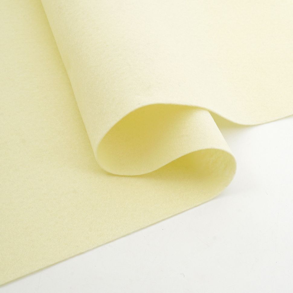 11.041 Фетр листовой мягкий 1мм 30*45см, 1 шт HEMLINE Hobby (15 сливочный) фото 1 — PalitraMastera