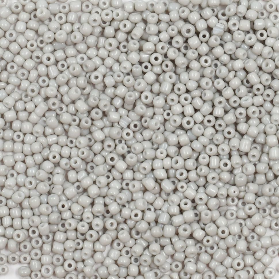 Бисер Astra&Craft 11/0, 20г (910 серый/непрозрачный, матовый) фото 1 — PalitraMastera