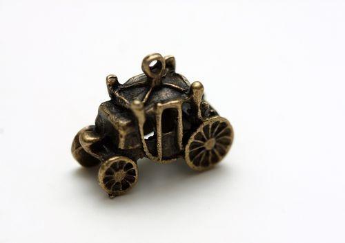 из набора металлических подвесок КАРЕТА медь 22*18мм, 1шт фото 1 — PalitraMastera