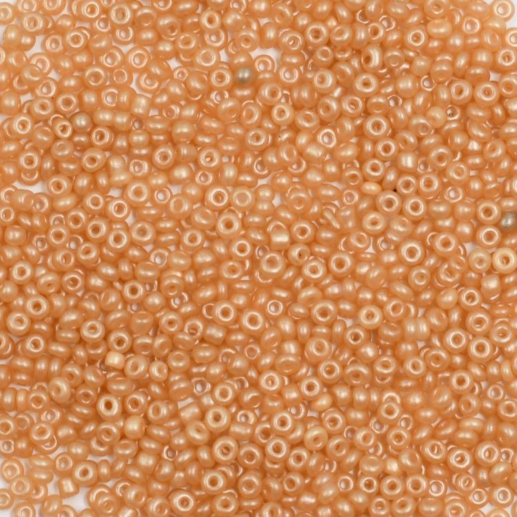 Бисер Astra&amp;Craft 11/0, 20г (902 св. золотой/непрозрачный, матовый) — PalitraMastera