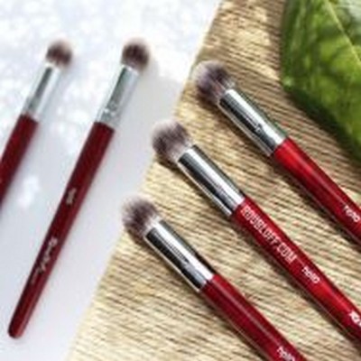 ДЛЯ МАКИЯЖА